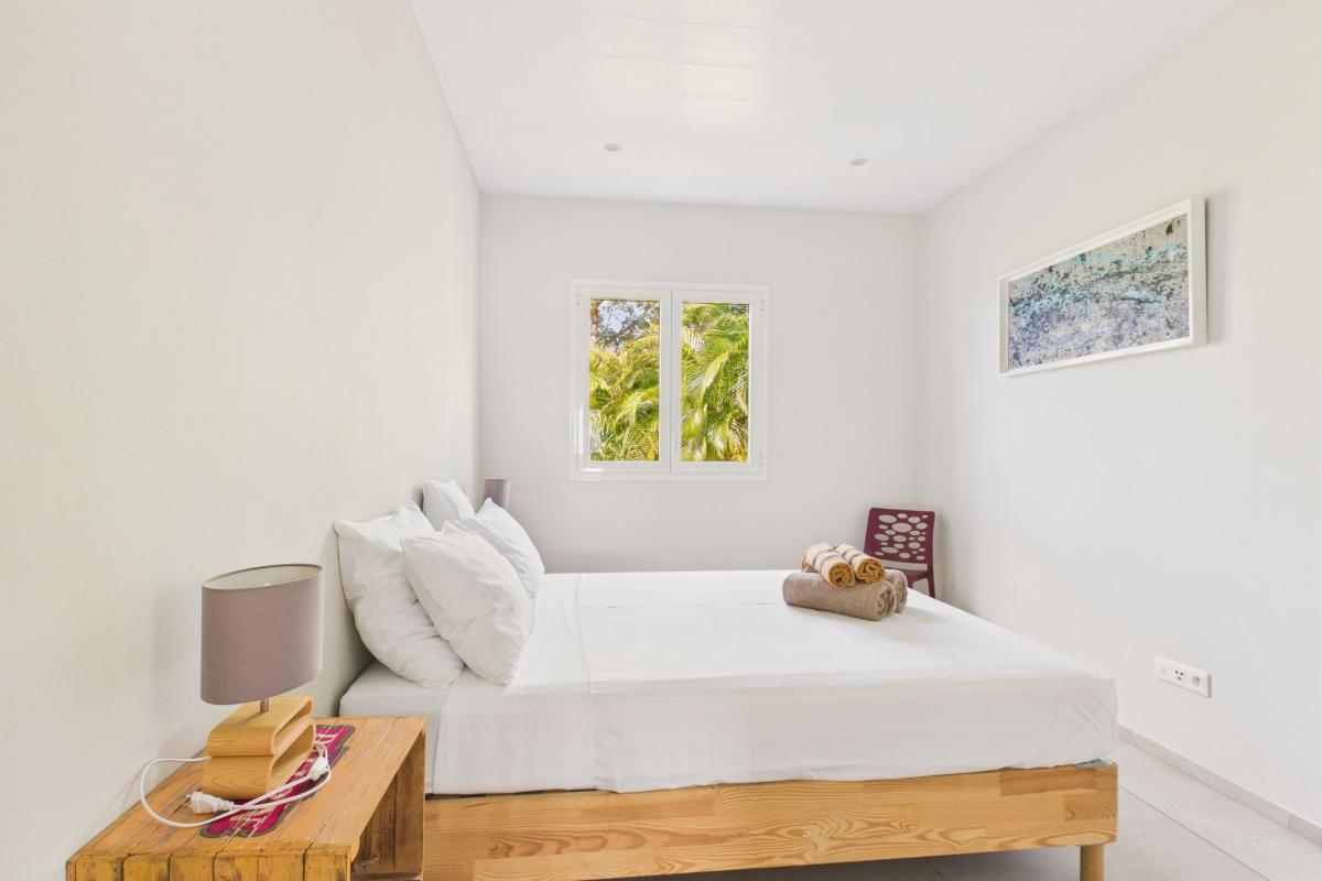 Location villa piscine 3 chambres diamant - chambre 2